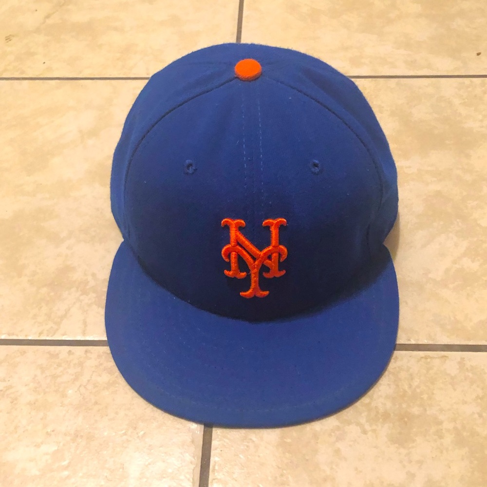 ⚾️NEW ERA NY METS⚾️ FITTED CAP 7 1/4. Classic Color Way